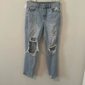 American Eagle light wash stretch straight leg jeans